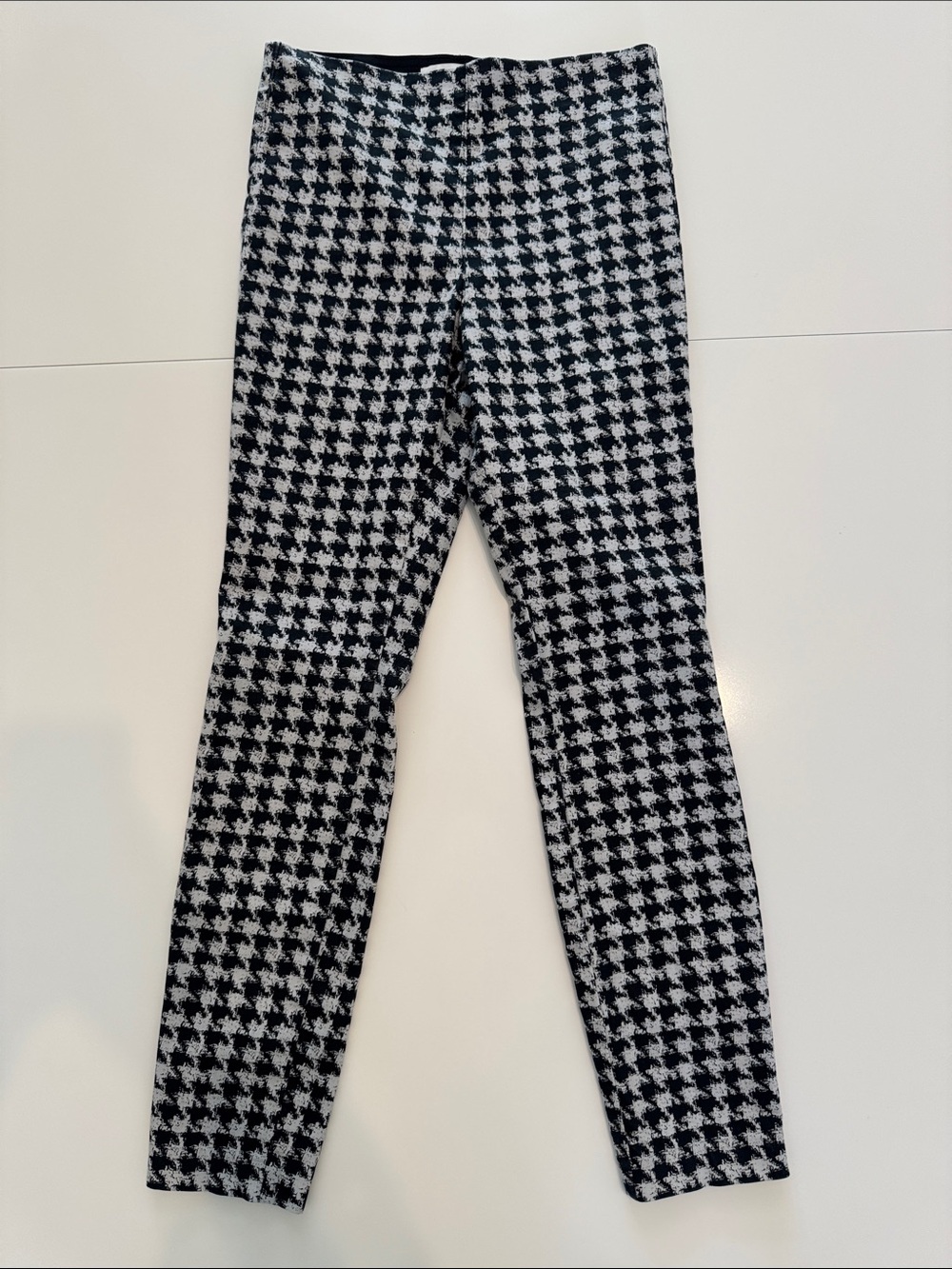 H&M Black and White Houndstooth Skinny Pants